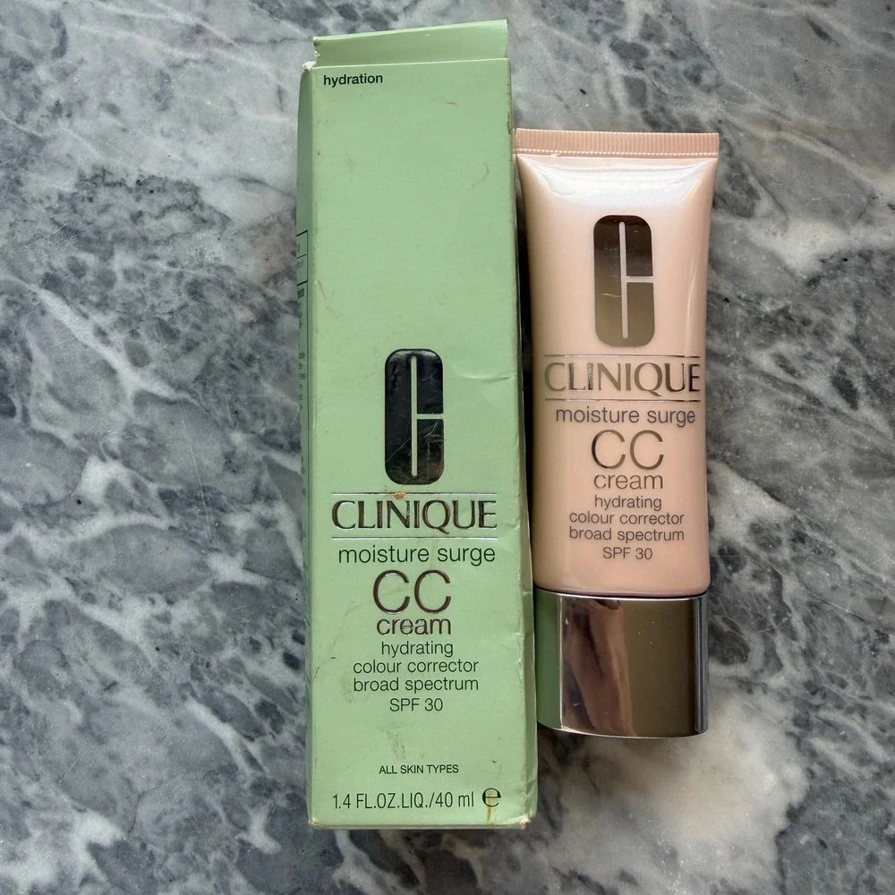 Clinique Moisture Surge CC Cream SPF 30 - Medium